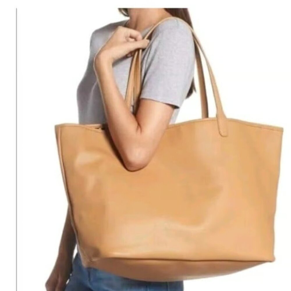 Mali and Lili reversible brown beach tote with matching pouch nwot